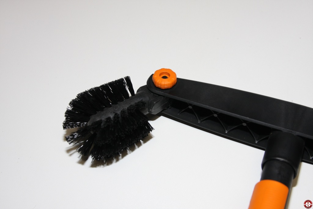 Tous les outils nécessaires pour nettoyer vos gouttières sans