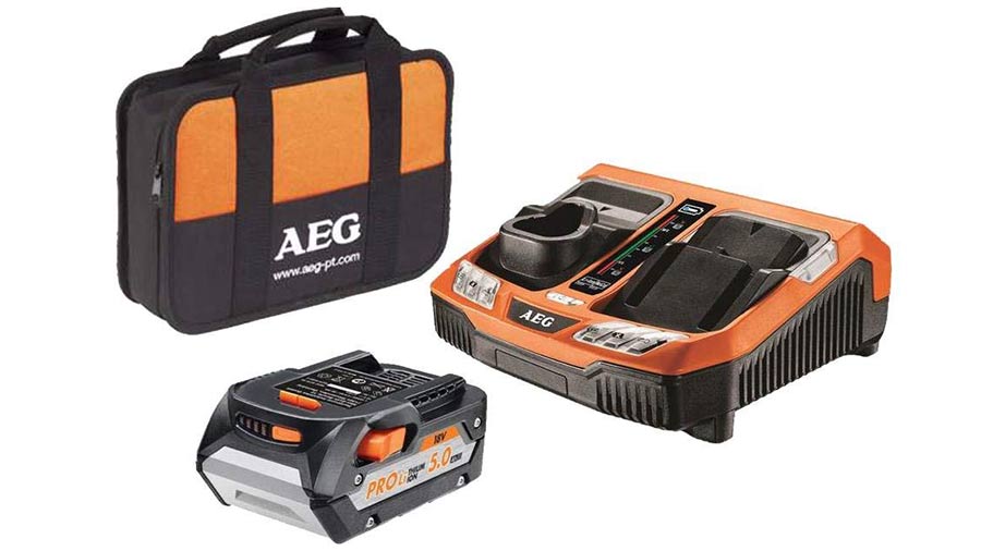 Test complet : Pack batterie et chargeur AEG 18 V 5.0 Ah et un chargeur rapide BLK1218