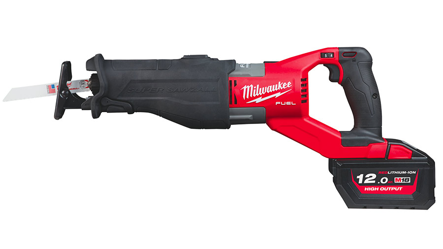 Test complet : Scie sabre sans fil Milwaukee M18 FSX-121X