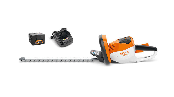 Léger taille-haie sur batterie STIHL HSA 56 avec AK 10 et AL 101