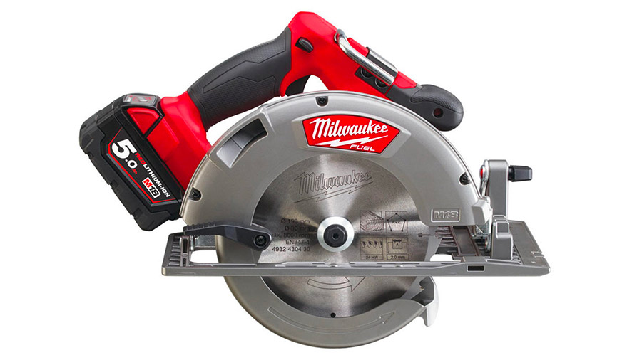 Test complet : Scie circulaire sans fil Milwaukee M18 CCS66-502C