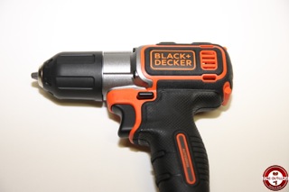 Test de la perceuse-visseuse ASD18KB AUTOSENSE BLACK+DECKER - Zone Outillage