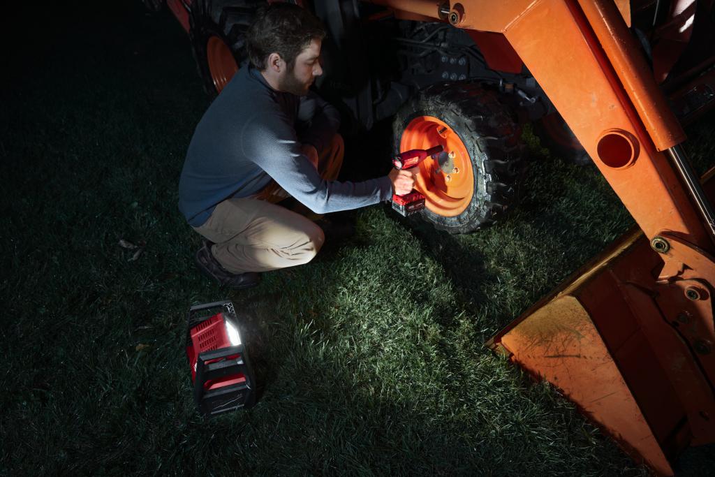 Projecteur LED TRUEVIEW Milwaukee M18 HAL