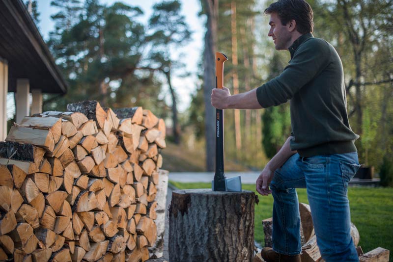Hache à fendre Fiskars X21
