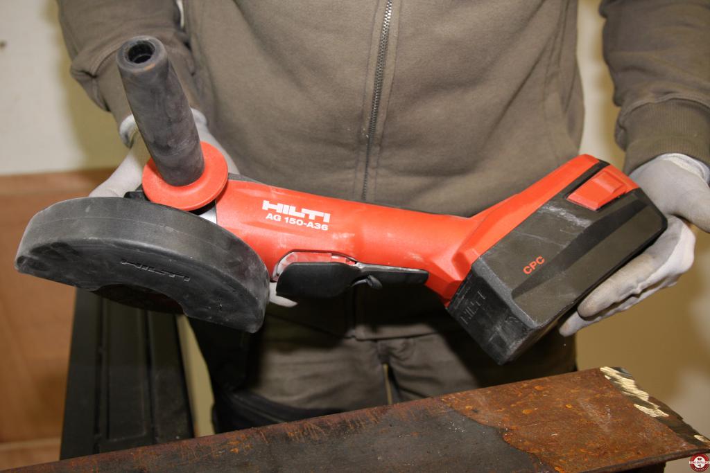 Meuleuse sans fil HILTI AG 150-A36 © Benjamin Leharivel - Zone Outillage