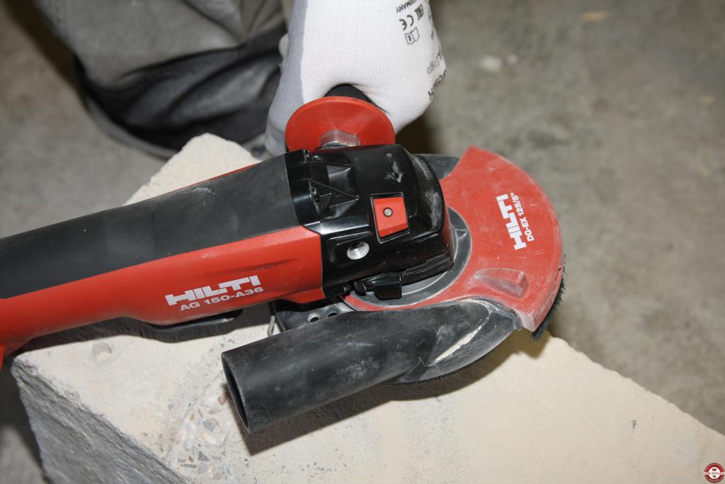 Meuleuse sans fil HILTI AG 150-A36 © Benjamin Leharivel - Zone Outillage