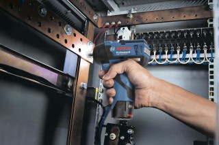 Visseuse à chocs Bosch Professional GDS 10,8 V-EC