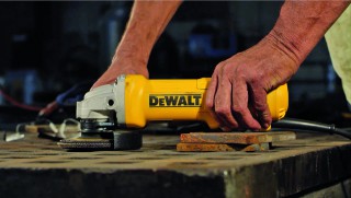 Meuleuse filaire DeWALT DWE4237