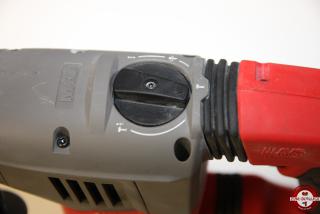 Perforateur Milwaukee M18 CHPX-502C