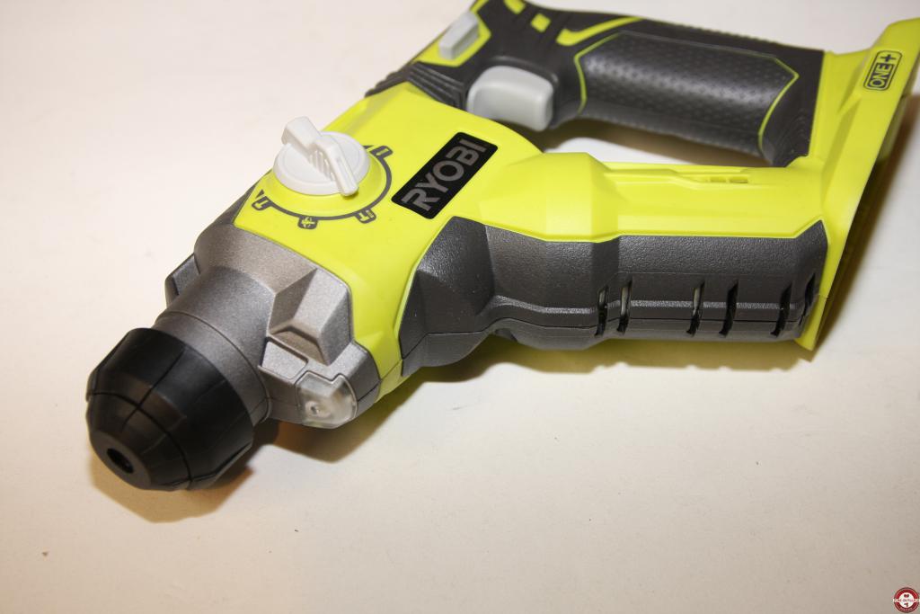 Test : Le perforateur RYOBI R18SDS One +