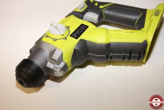 Marteau perforateur RYOBI RS18SDS