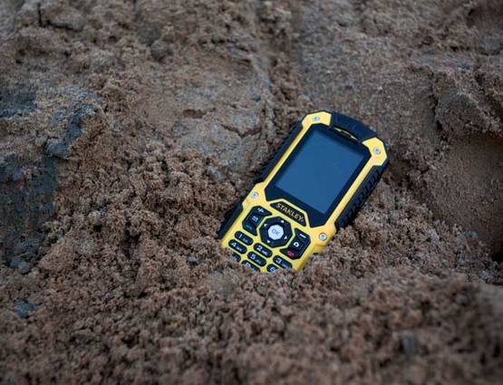 Téléphone de chantier STANLEY MOBILE S121