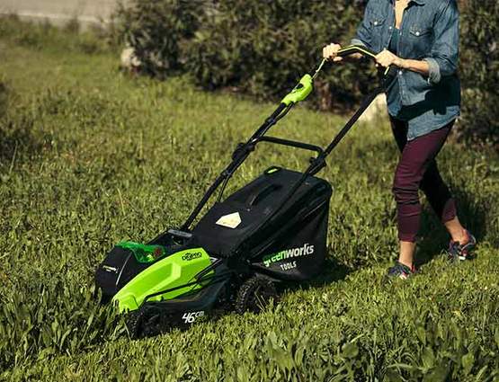 Tondeuse sur batterie GREENWORKS Gd40lm45k4