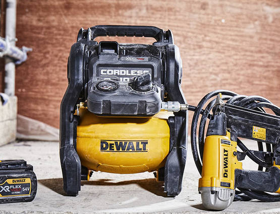 Compresseur sur batterie DEWALT DCC1054 XR FLEXVOLT