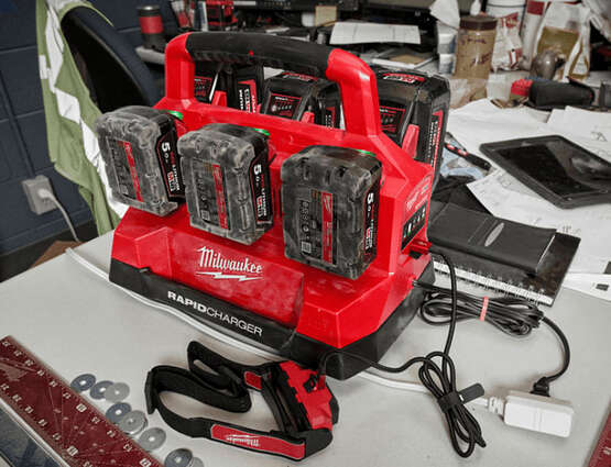 chargeur M18 PC6 Milwaukee