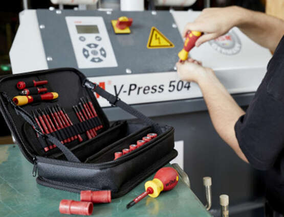 Test, avis et prix : Coffret d'outils KNIPEX pour électriciens 00 21 20