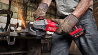 Nouvelles meuleuses d'angle sur batterie Milwaukee M18 FHSAG