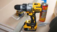 Perceuse-visseuse à percussion DCD996 XRP DEWALT