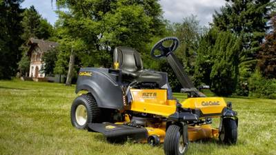 RZT-S 46 Cub Cadet