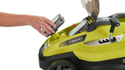 Tondeuse RYOBI sans fil RLM18X36H240
