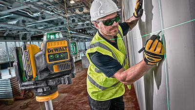 Test et avis du laser multilignes vert DCE089D1G DEWALT