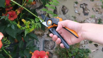 Sécateurs Fiskars PX92 M et PX94 L