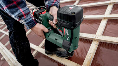 Test, avis et prix : Affleureuse Metabo KFM 9-3 RF