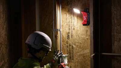 solutions d'éclairage sans fil M12 ALIP et M18 URSL Milwaukee 