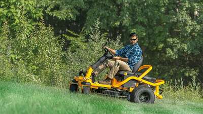 tondeuses autoportées XZ6 Cub Cadet