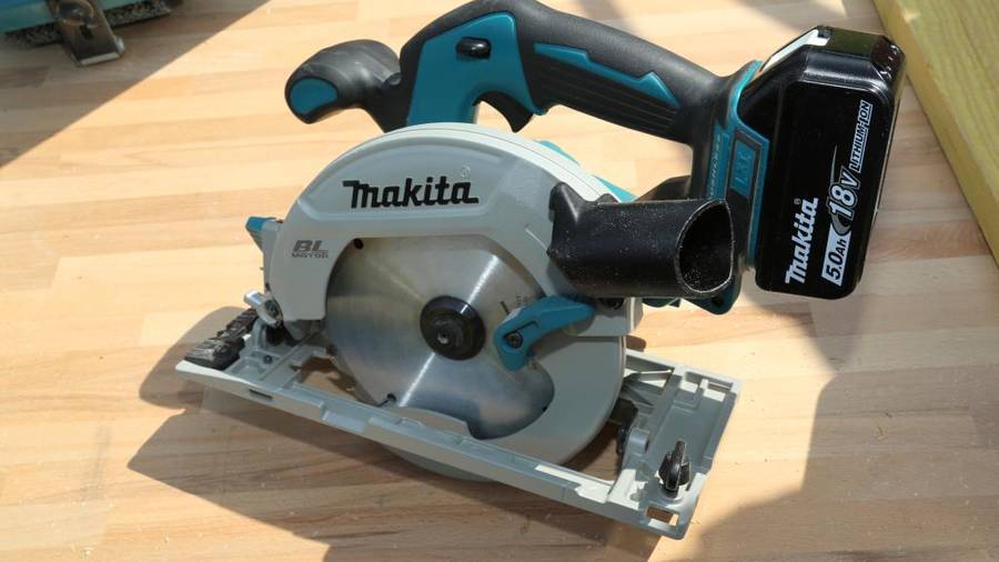 Scie circulaire Makita DHS680Z