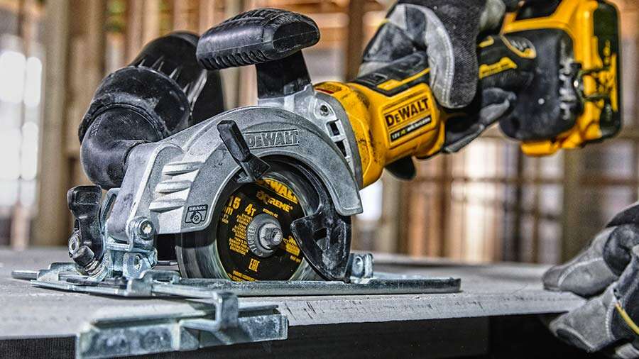 scie circulaire DCS571P2 XR 18V Brushless 115mm DEWALT