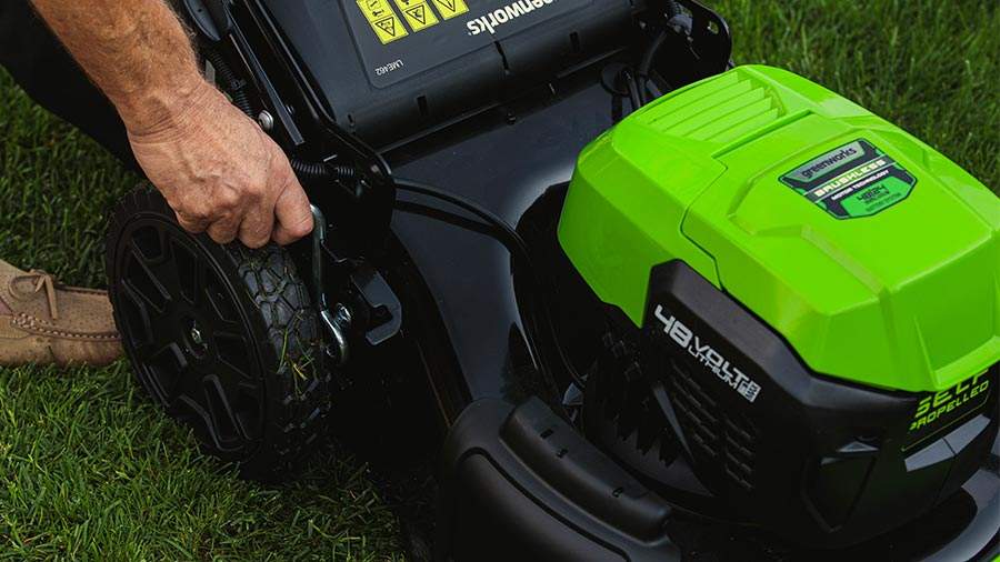 tondeuse sans fil brushless Greenworks 48 V 2021