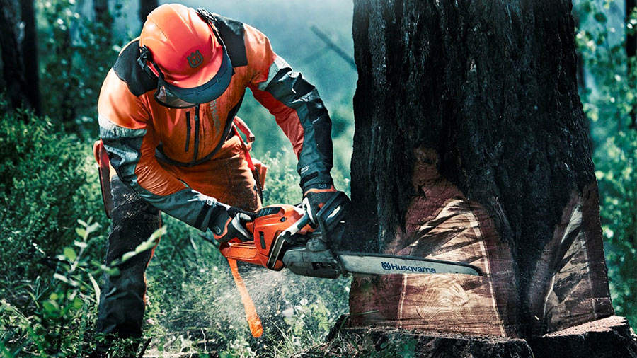 Husqvarna lance de nouveaux équipements et vêtements dédiés à la forêt -  Zone Outillage