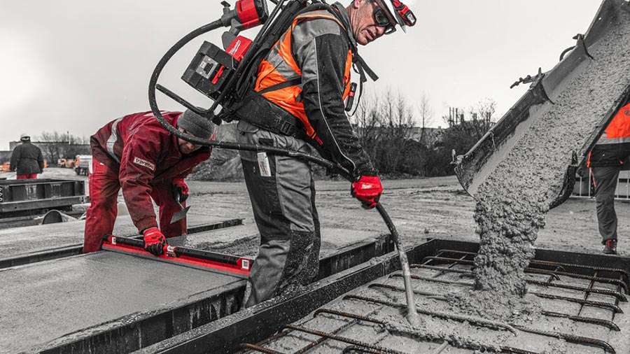 aiguille vibrante à béton sans fil Milwaukee