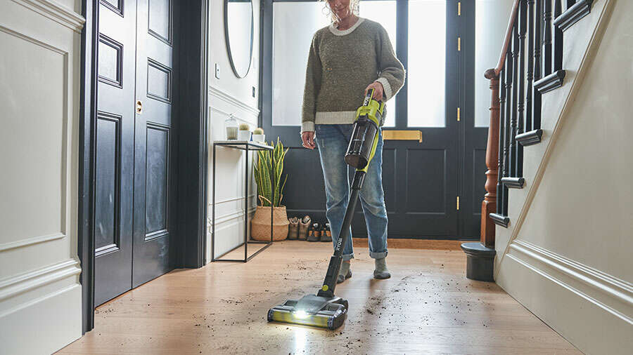 aspirateur balai sur batterie RSV18X1-0 Ryobi