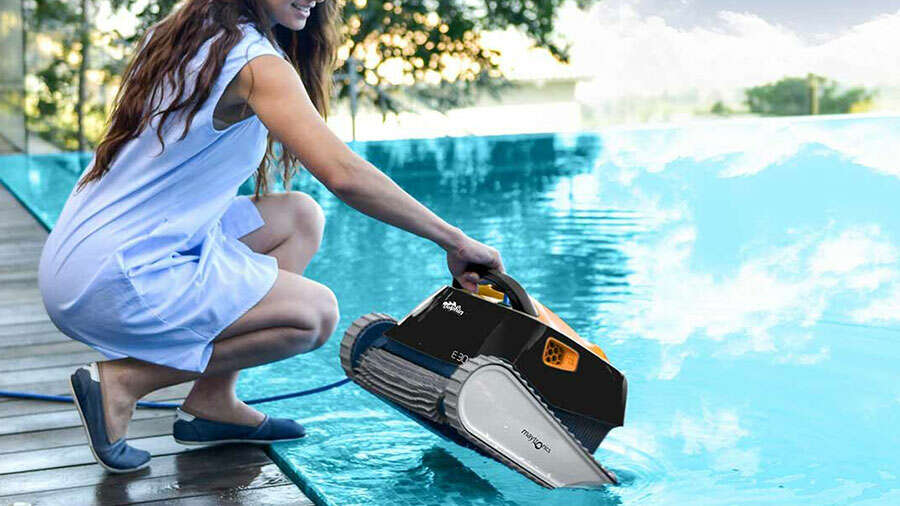 Robot nettoyeur de piscine Maytronics Dolphin