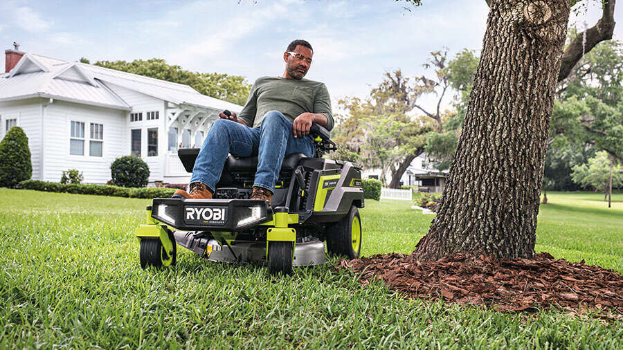 tondeuses sur batterie 72 V Rider Zero-Turn Ryobi