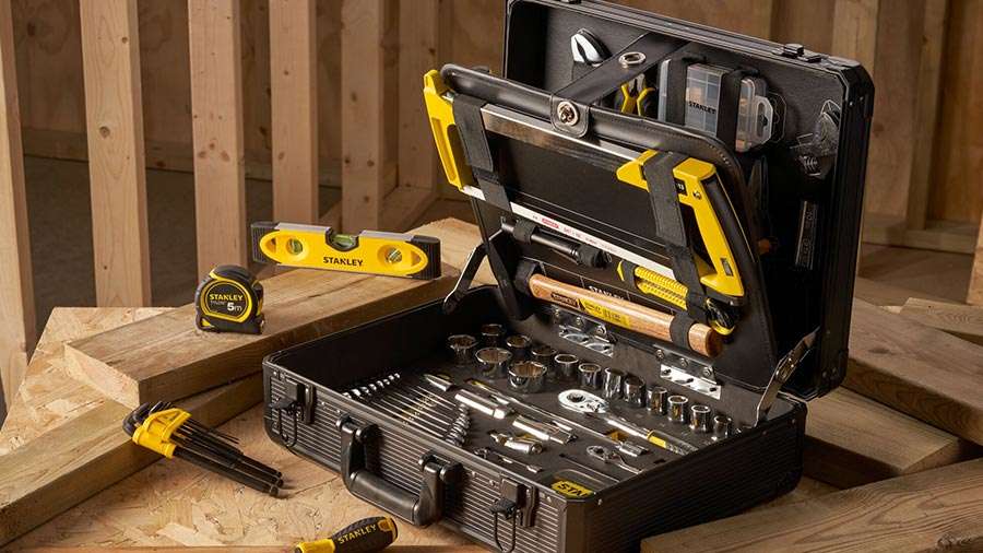 Valise de maintenance à roulettes Facom DEWALT (68 outils) PROMO