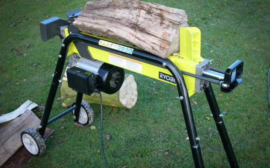 Fendeur de bûches électrique RYOBI RLS5A