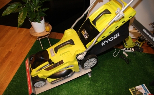 Tondeuse RLM36X46L50HI RYOBI