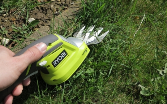Cisaille / Sculpteur Ryobi RGS410