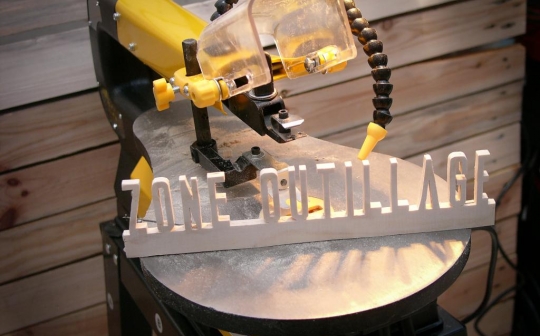 Scie à chantourner PSL 150 FAR TOOLS © Zone Outillage