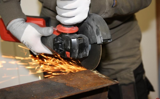 Meuleuse sans fil Hilti AG 150-A36 © Benjamin LEHARIVEL - Zone Outillage
