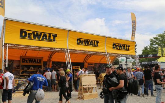Évènement Moto GP Le Mans 2016 team Yamaha Tech3 - DeWALT, FACOM et Stanley © Zone Outillage - Benjamin Leharivel
