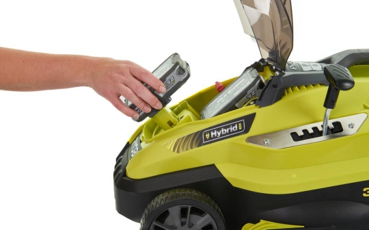 Tondeuse RYOBI sans fil RLM18X36H240