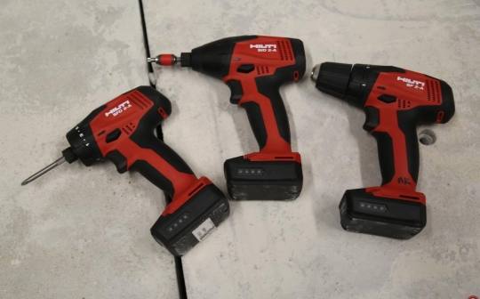 Nouvelles visseuses 12 V Hilti © Benjamin LEHARIVEL - Zone Outillage