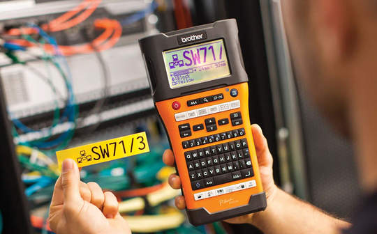 Étiqueteuse Brother P-Touch PT-E550WNIVP