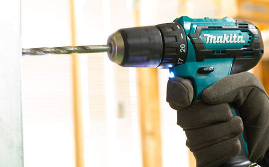 Perceuse-visseuse 12V CXT DF333DWAE Makita