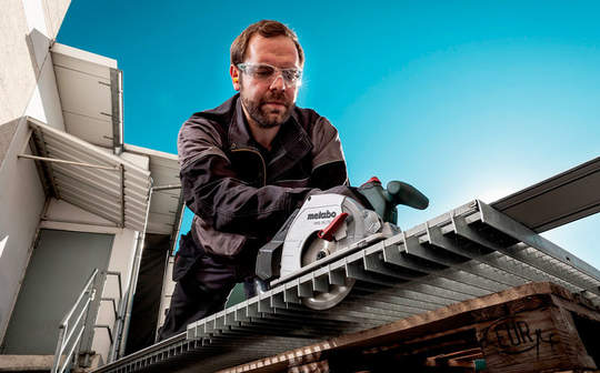 Scie circulaire sans fil à métaux MKS 18 LTX 58 Metabo