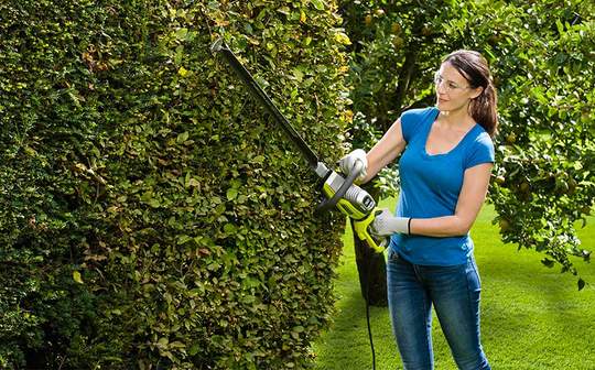 Taille-haies électrique Ryobi RHT6760RL et RHT8165RL